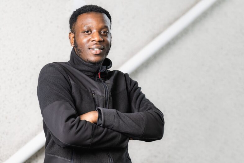 Elton Tangu