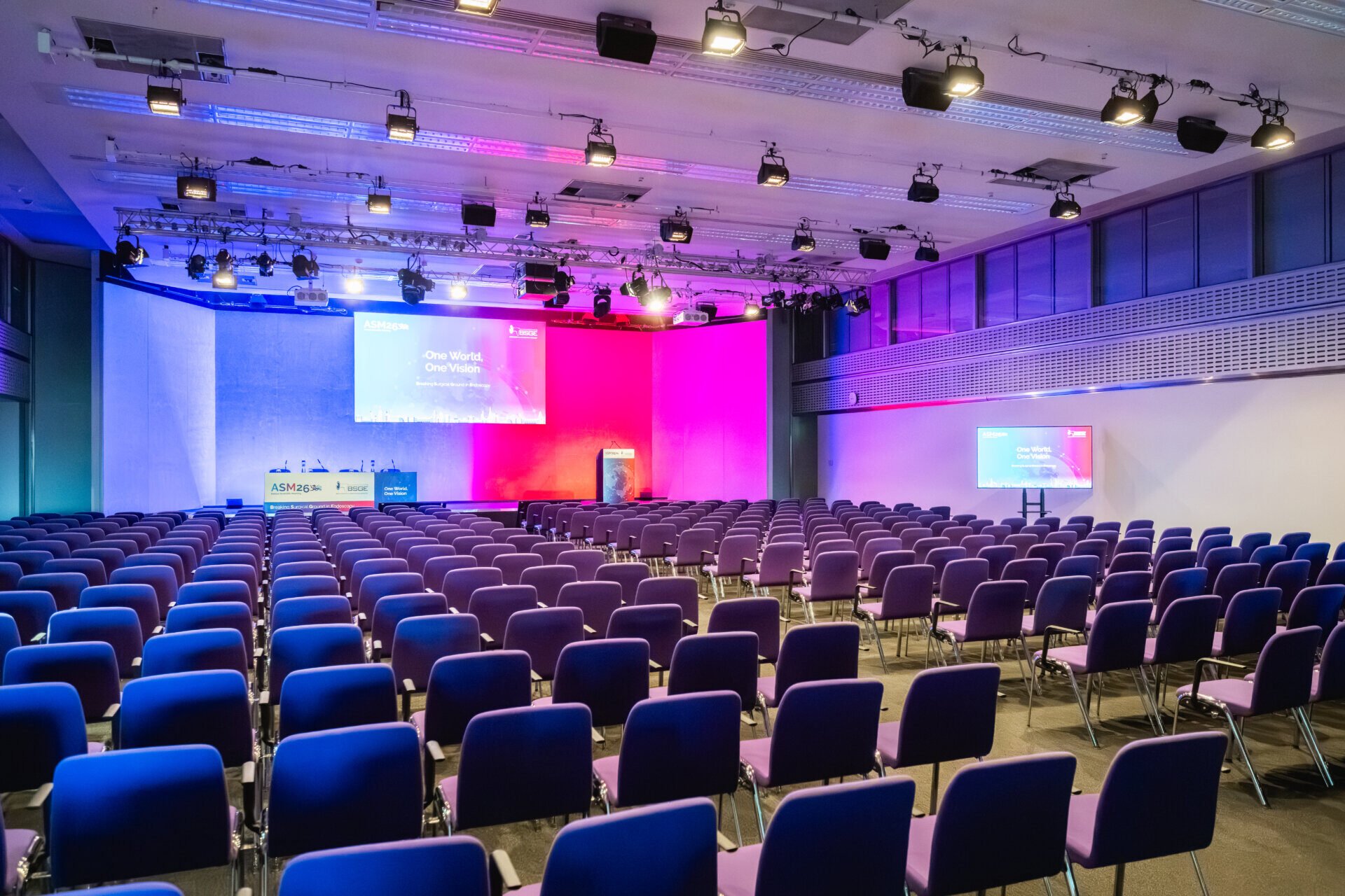 conferences_980x653_03